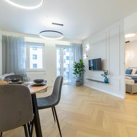 Blue Apartment Ceglana - Free Parking - Self Check-In Katowice Exterior foto